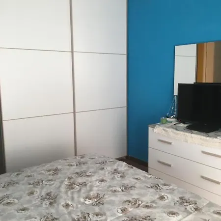 Villa Bea Rooms Homestay Capitana